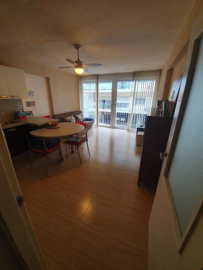 Room In Benidorm Downtown En Piso Compartido Alicante Exterior foto